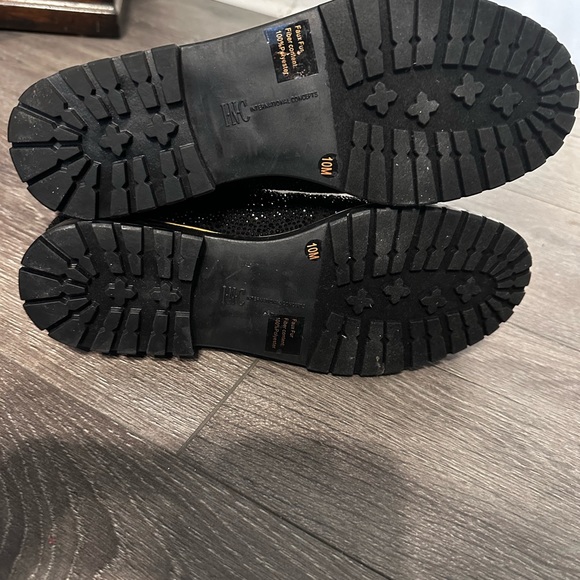 Brand new INC hiker boots with black rhinestones and faux fur Women’s size 10 - Picture 2 of 4